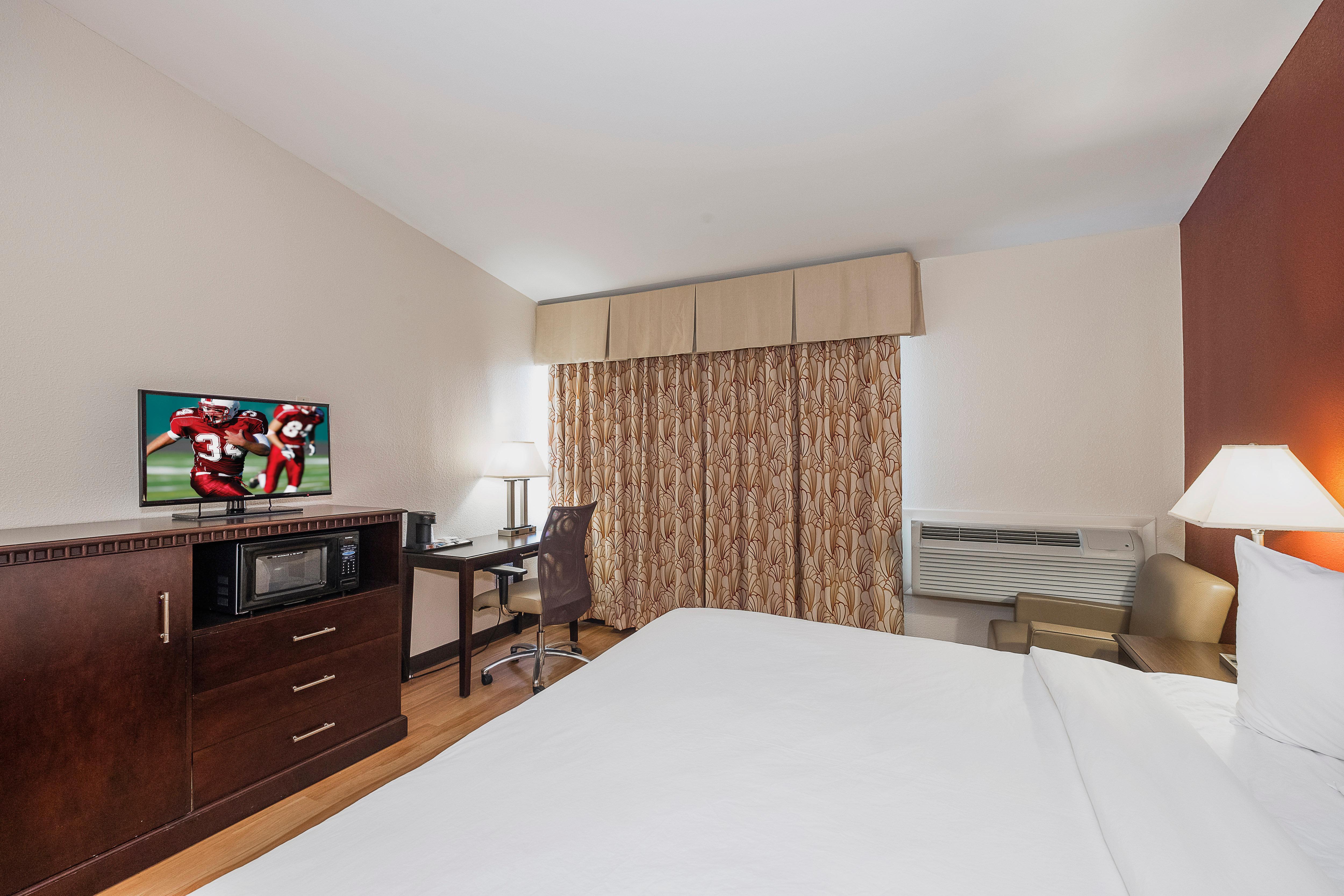 Red Roof Inn & Suites Mt Holly - Mcguire Afb Westampton Exterior photo