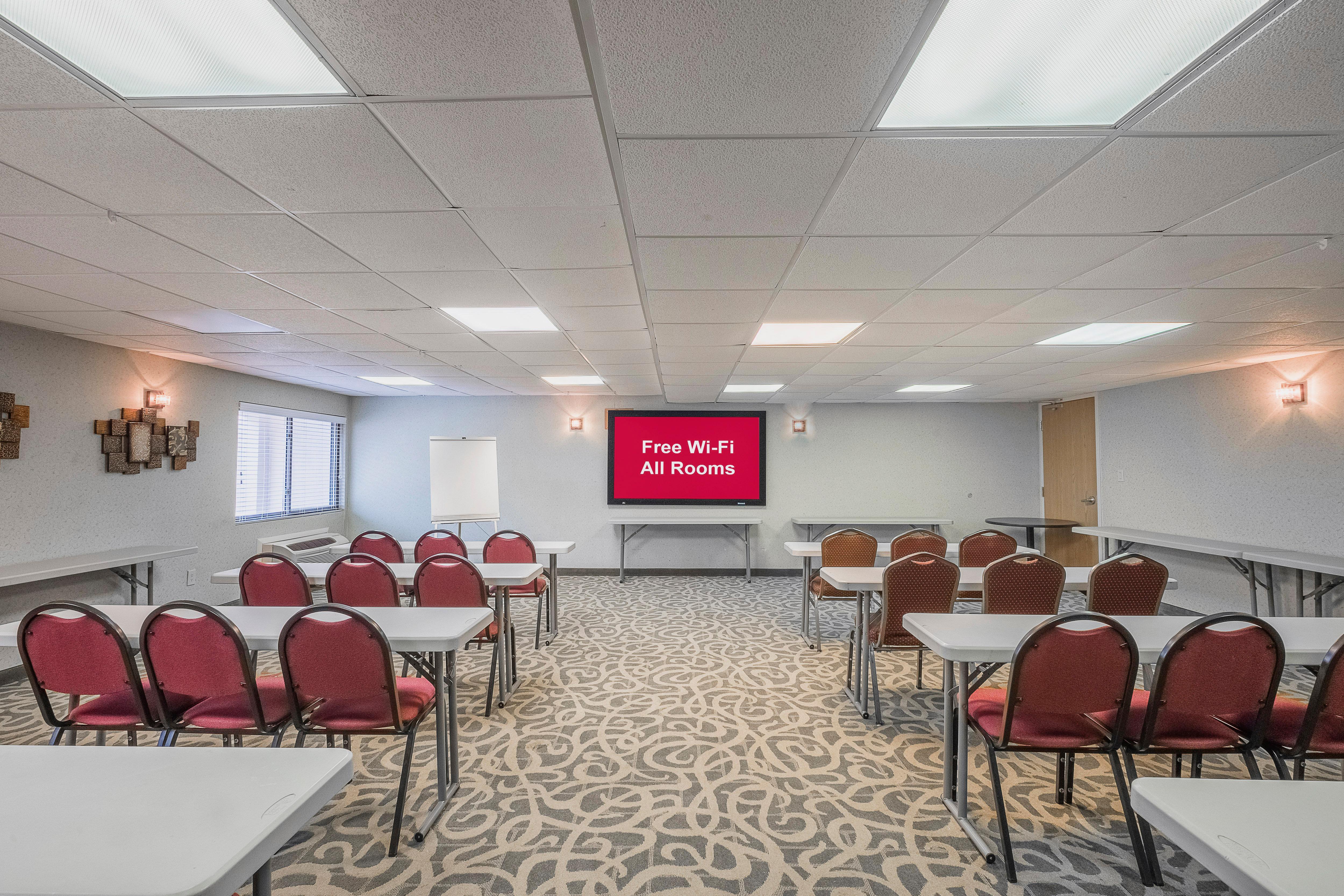 Red Roof Inn & Suites Mt Holly - Mcguire Afb Westampton Exterior photo