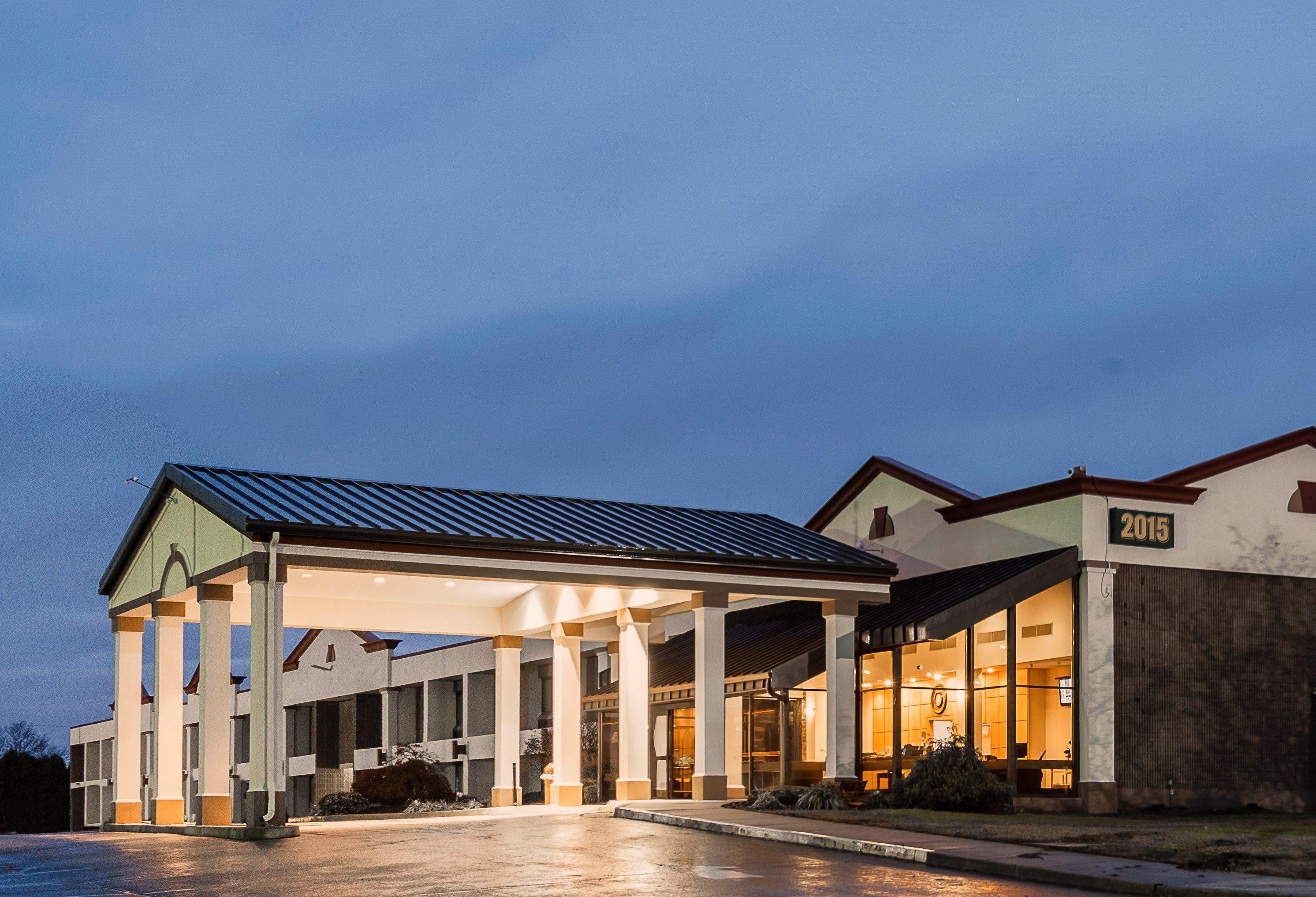 Red Roof Inn & Suites Mt Holly - Mcguire Afb Westampton Exterior photo