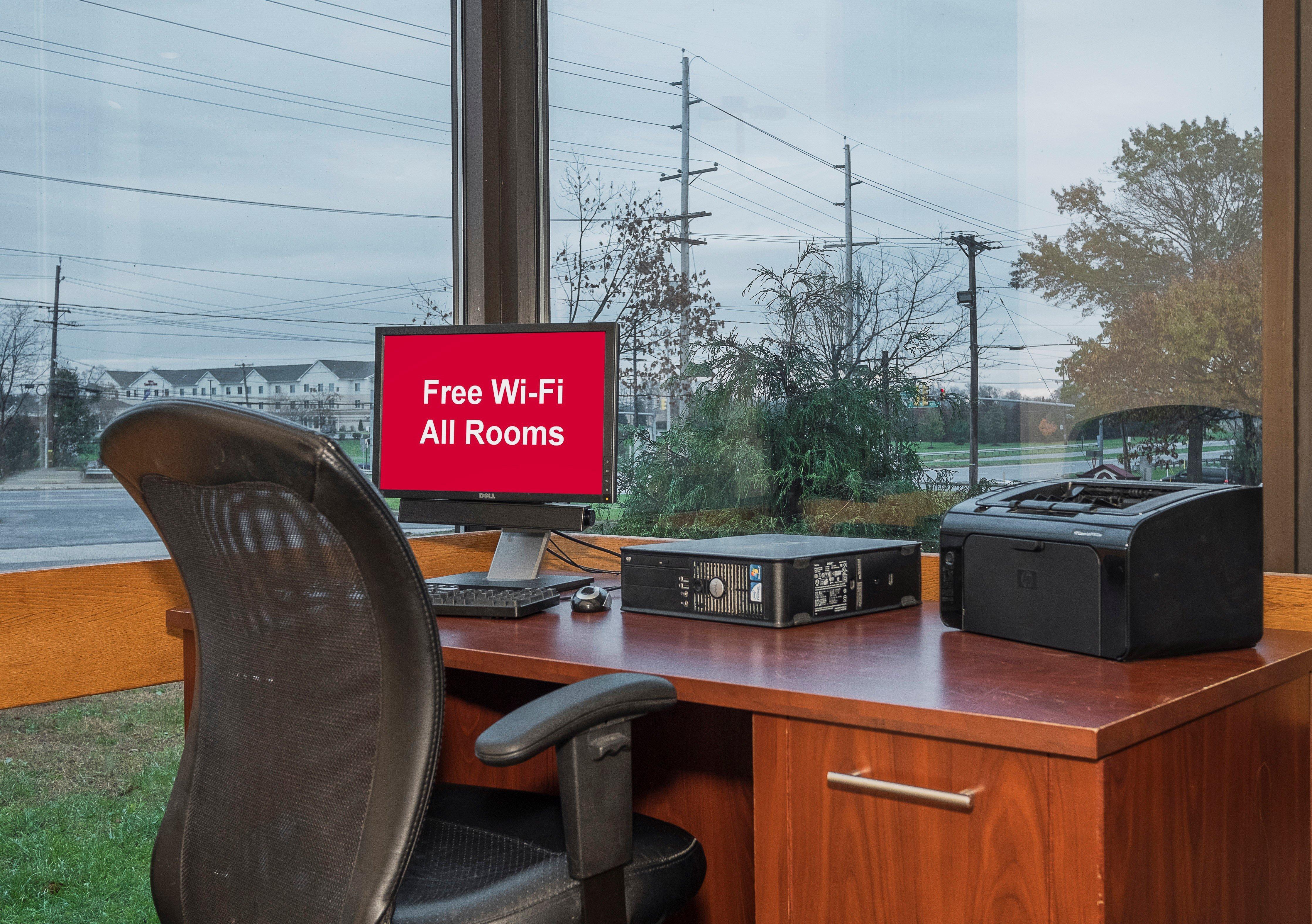 Red Roof Inn & Suites Mt Holly - Mcguire Afb Westampton Exterior photo