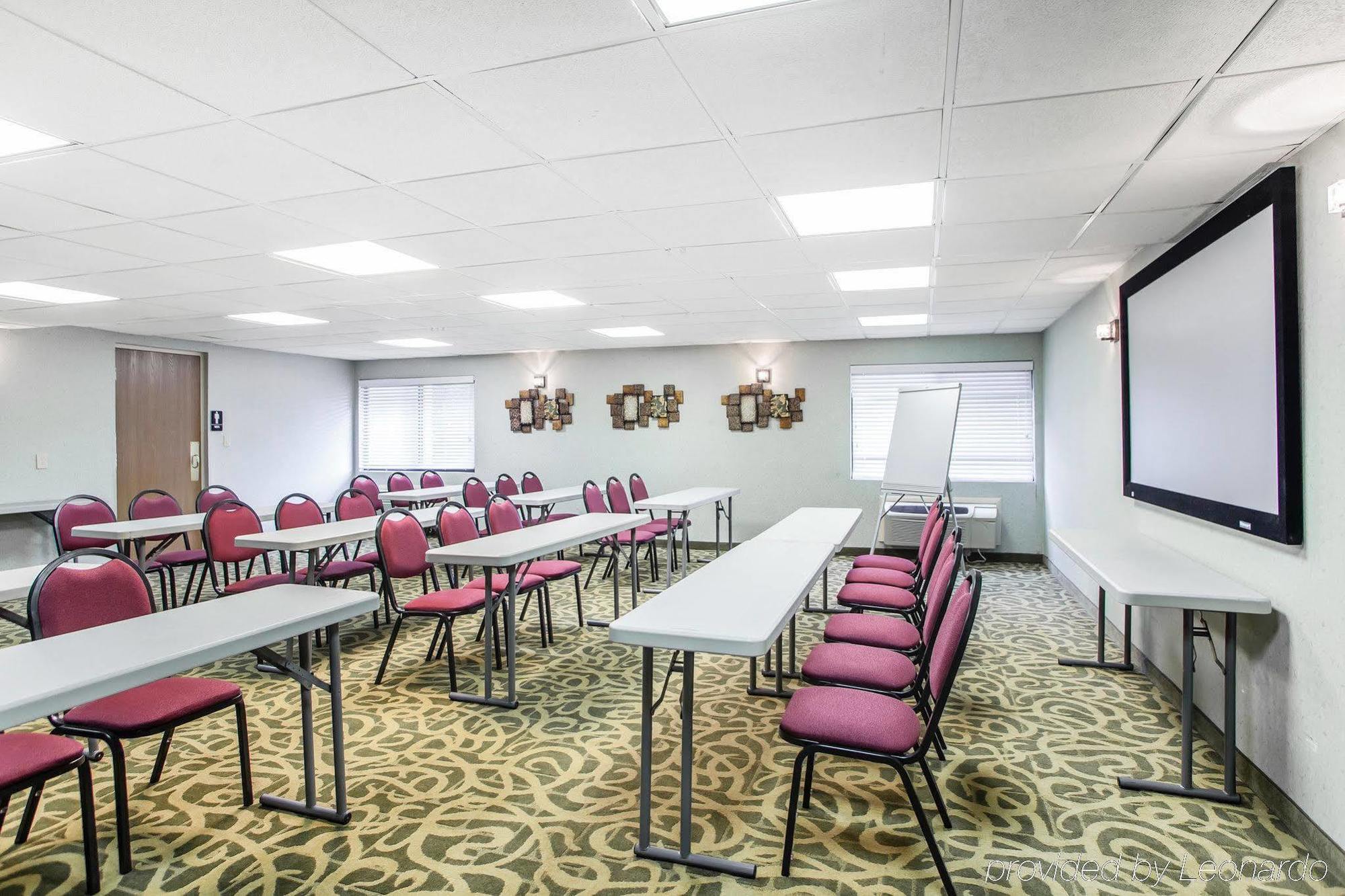 Red Roof Inn & Suites Mt Holly - Mcguire Afb Westampton Exterior photo