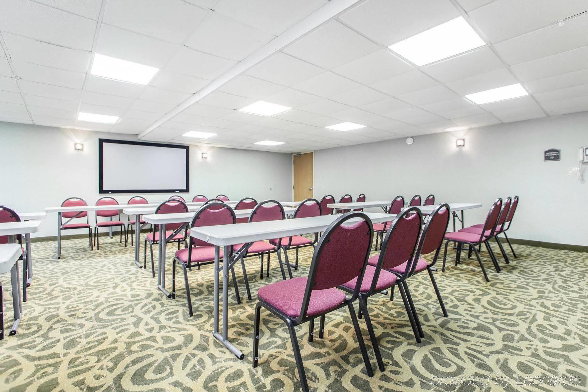 Red Roof Inn & Suites Mt Holly - Mcguire Afb Westampton Exterior photo
